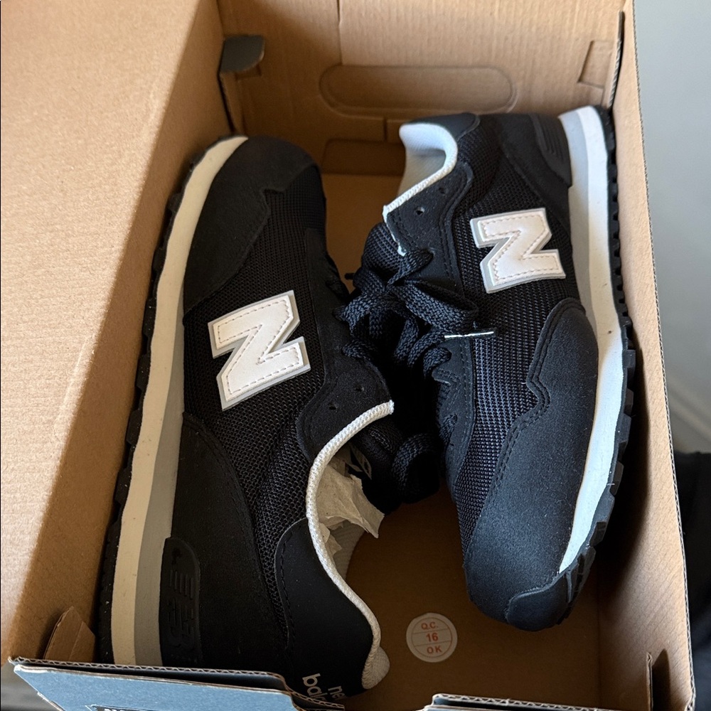 New Balance Kids Black Sneakers